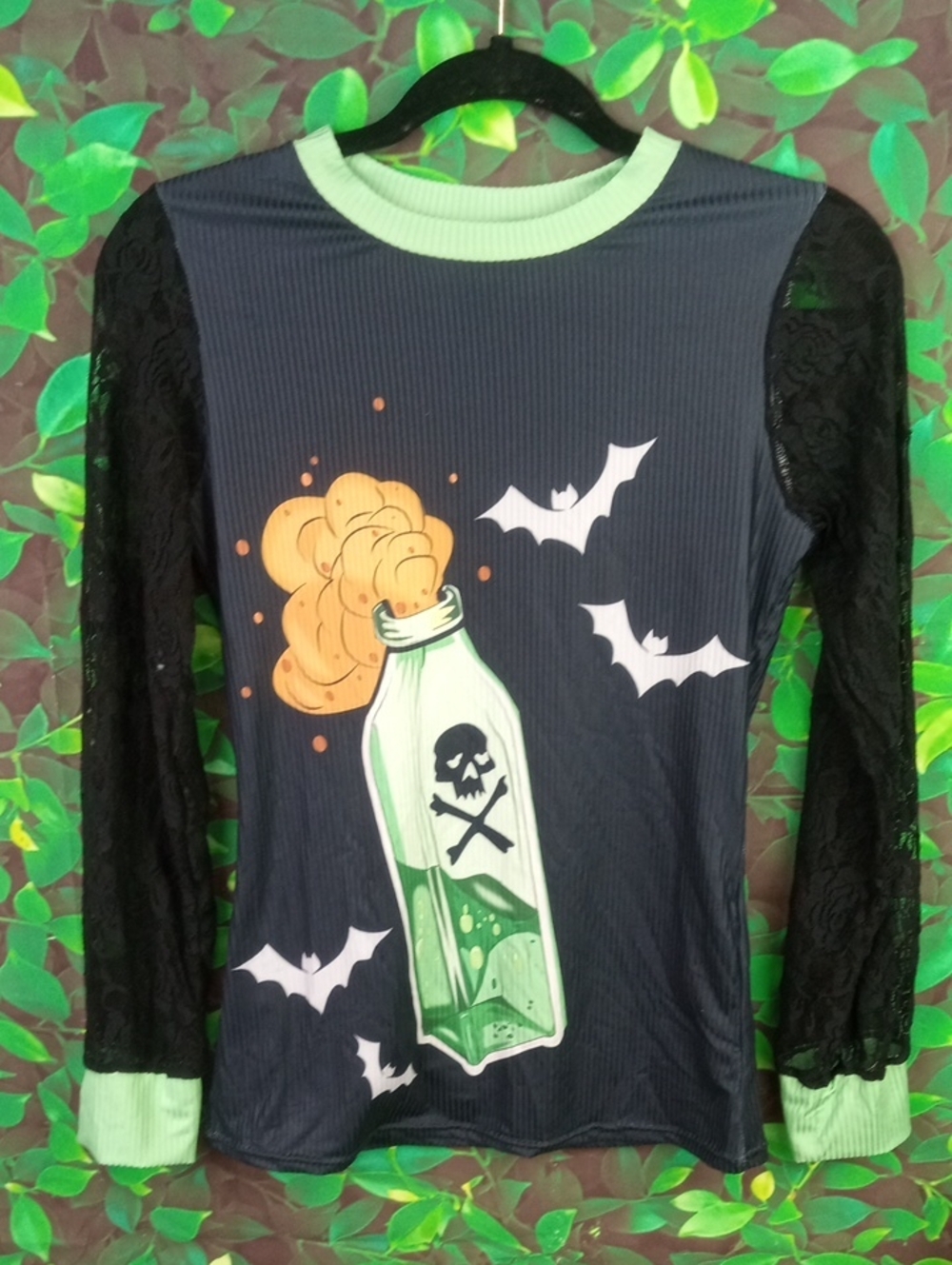 👻 Stella Saksa Halloween Poison Bottle Shirt